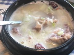 -益百岁牛尾汤(香山路店)