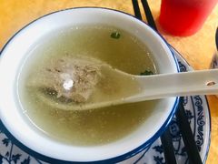 -鲤鱼塘农家山庄