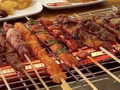 -哈尔滨小酒馆·鲜肉现穿自助烧烤(康新花园店)