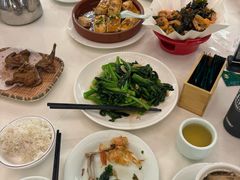 -五谷芳乳鸽王(海景店)