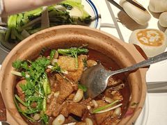 -八府香鸭·啫啫煲(华山路店)