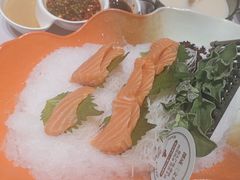 -红鼎豆捞·非遗鲍皇汤火锅(宝丰路店)