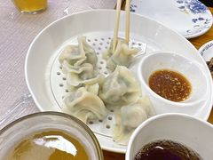 菠菜汁三鲜饺子-九层海鲜塔(市南店)