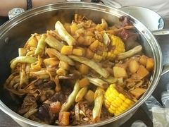 -内蒙焖面大盆骨餐馆(山大路店)