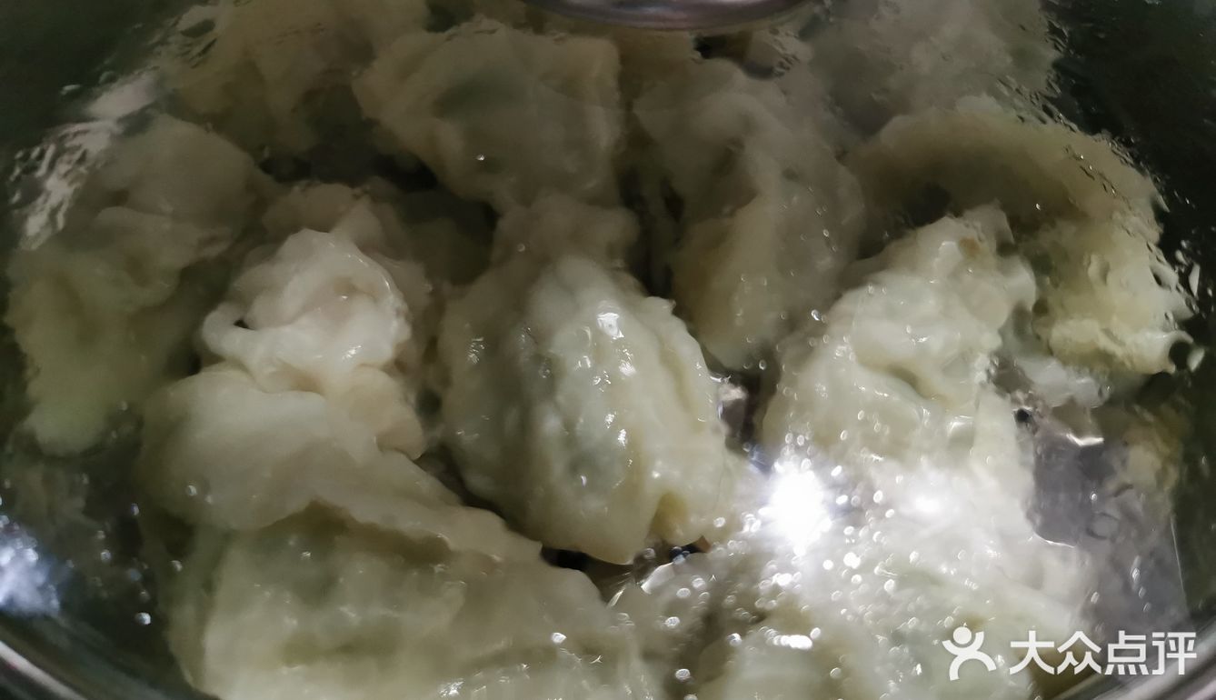 随手早餐，饺子加面条管饱