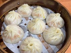 -莱莱小笼·乔艾