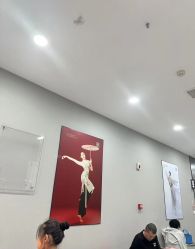-单色舞蹈