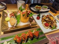 -萤初高端日料王(曲江银泰店)