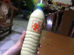 -Jonah's Fruit Shake & Snack Bar