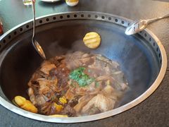 嘎鱼+农家五花肉+贴饼子半份+卷子-荣德灶台鱼(圣泉寺店)