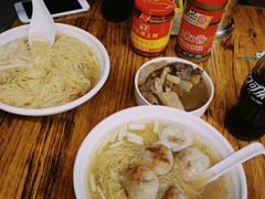 -小梁哥云吞面(黄贝岭店)