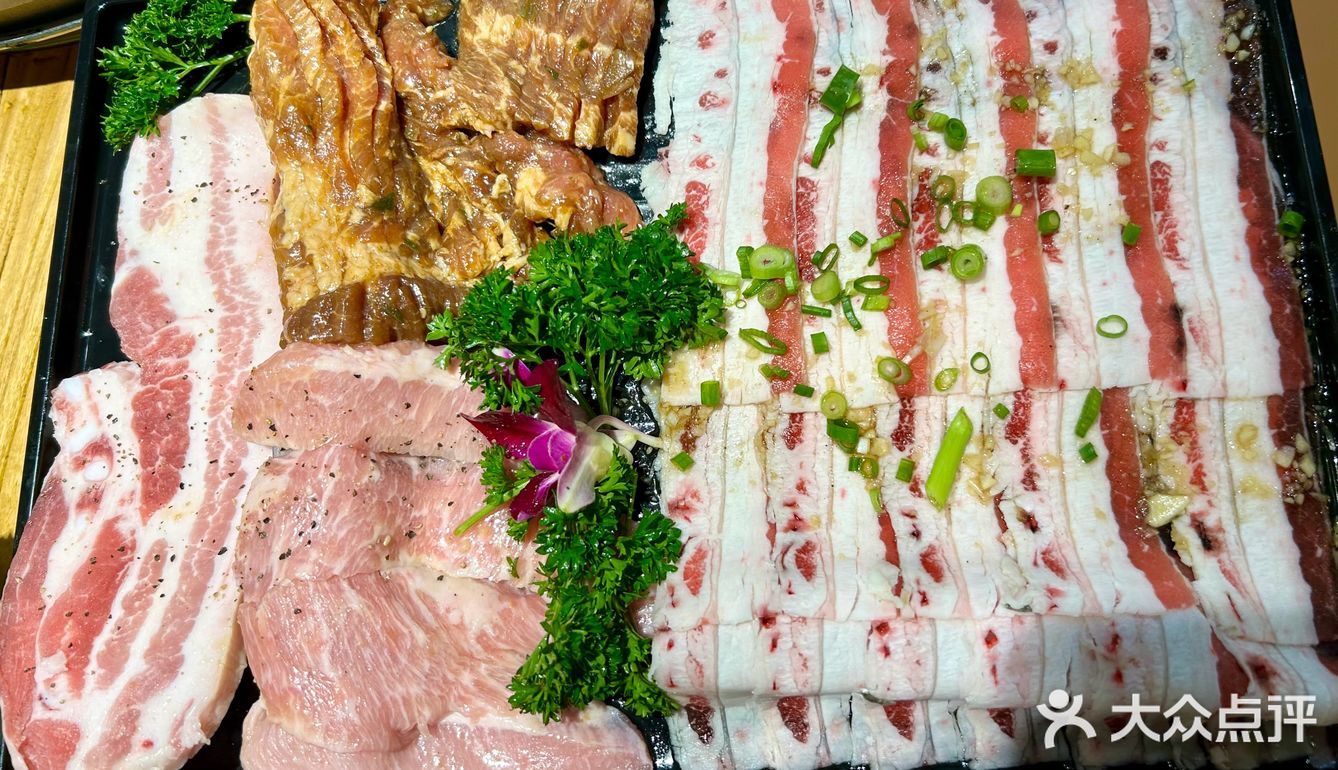 是好吃的烤肉🍖但是…………