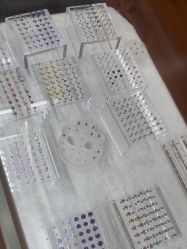 -冰岛刺青·手工穿孔·耳洞吧·专业喜纹身
