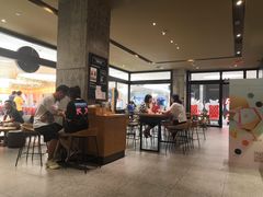 大堂-星巴克臻选(惠州华贸天地1楼店)