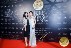 -Lisamoon礼慕纱婚纱礼服高级定制