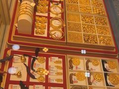 -恒一珠宝·回收黄金钻石奢侈品(灵岩南路店)
