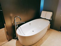 -广州天河希尔顿酒店