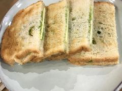 咖椰吐司-HELLO 27 意面·沙拉·帕尼尼