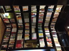 iphone_upload_pic-钟书阁(松江泰晤士小镇店)