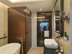-兰州皇冠假日酒店