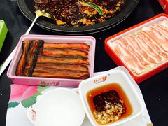 -楠柏弯休闲山庄(梨花溪店)