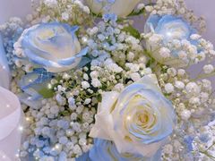 -何兮花店·气球派对鲜花店(马桥银春路万科城店)