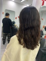 -LILI·HAIR SALON理理造型