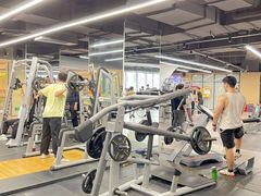 -超鹿运动(五四路恒力城店)