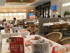 -肥肥虾庄·金牌油焖大虾(汉口城市广场店)