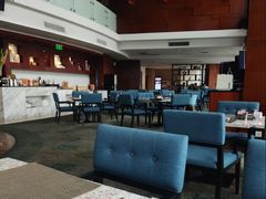 -华强广场酒店-椰香高空自助餐厅