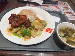 -大食代美食广场(上海中心店)