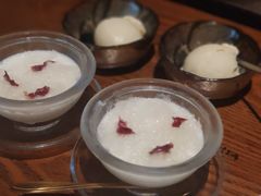 白松露冰淇淋燕窝布丁-渡鲑亭(东二环泰禾广场店)