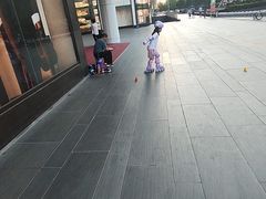 -悦动体能篮球羽毛球网球(三里河店)