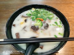 -鸭小妹鸭血粉丝(老门东店)