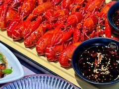 -肥肥虾庄·金牌油焖大虾(汉口城市广场店)