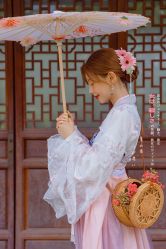 -易摄影婚纱摄影工作室