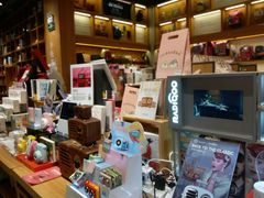 -百新书局(尚悦湾店)