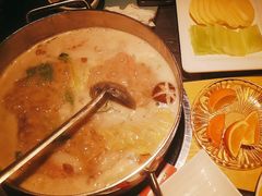 -四季喧黔味豆米火锅(万达广场店)