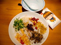 -怪噜范·老贵阳街头名小吃(鸿通城店)