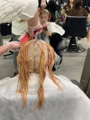 -藤野造型专业烫染接发