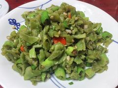 -芦茨金富饭庄·25年老字号·专做稻草鸡