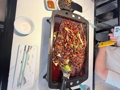 -江边城外烤全鱼(世茂广场店)