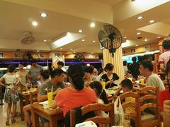 -J Daeng Seafood