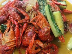 -陆记牛庄·碳锅龙虾烧烤(爱上花园店)