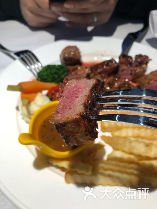 香草山西餐厅(人民广场店)果木丹佛牛排图片 - 第1张