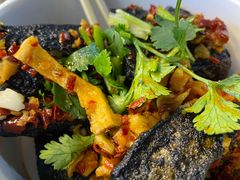 -黑色经典臭豆腐·湖南特产(步行街店)