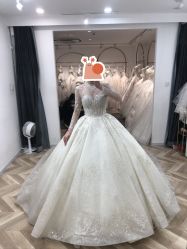 -予白婚纱礼服馆