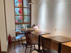 -有猫主题·治愈系猫咖(曾厝垵店)