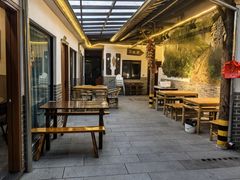 -李东农庄(中南百草园地标店)