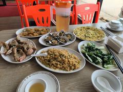 -红月湾海鲜饭店•沙滩海景(双月湾店)